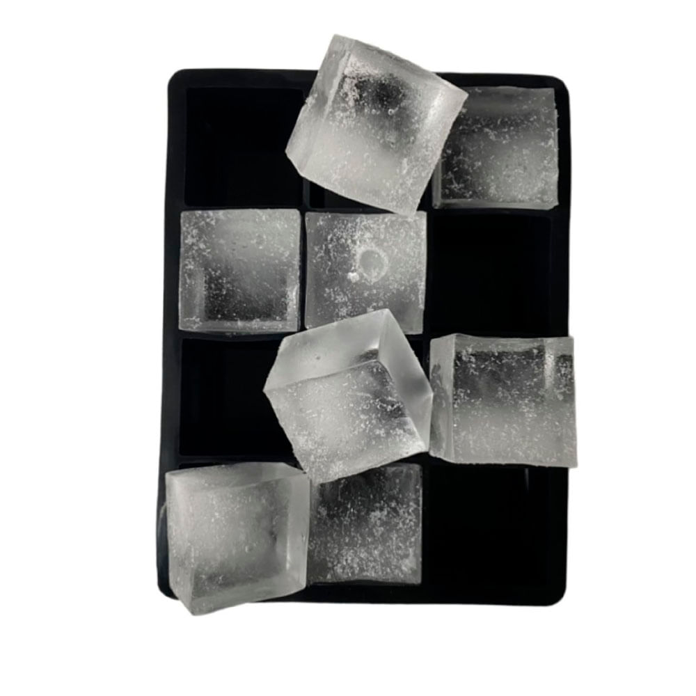 https://wongfood.vtexassets.com/arquivos/ids/613380/Cubeta-de-Hielo-Silicona-12-Cavidades-Kioxx-Negra-2-351642715.jpg?v=638107077957970000