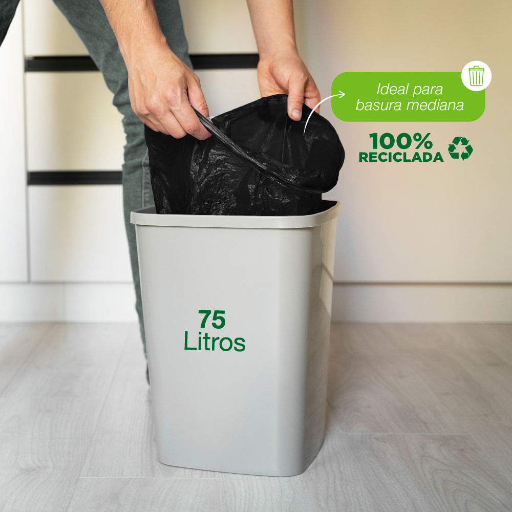 100 bolsas de basura fabricadas con materiales reciclados, con